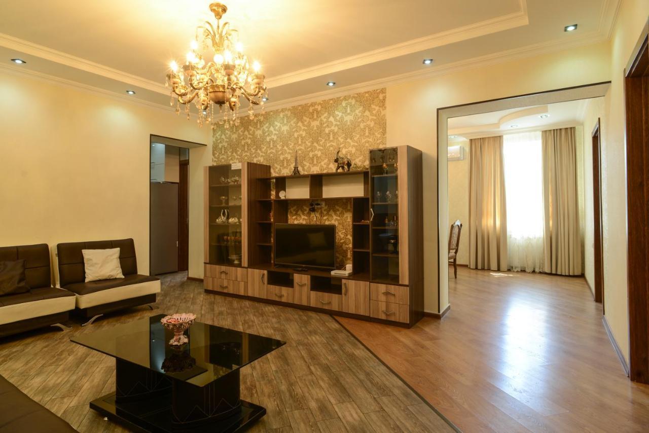 Old Tbilisi Apartment Exteriör bild